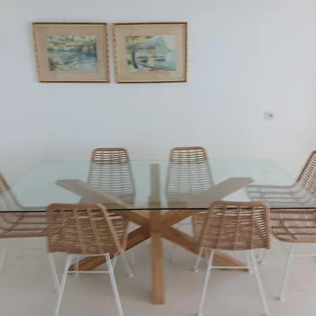 Apartamento Catalina 3b Es Un Moderno Frente Al Mar En El Pinewalk Puerto Pollensa